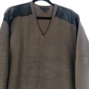 BCBG olive high low sweater
